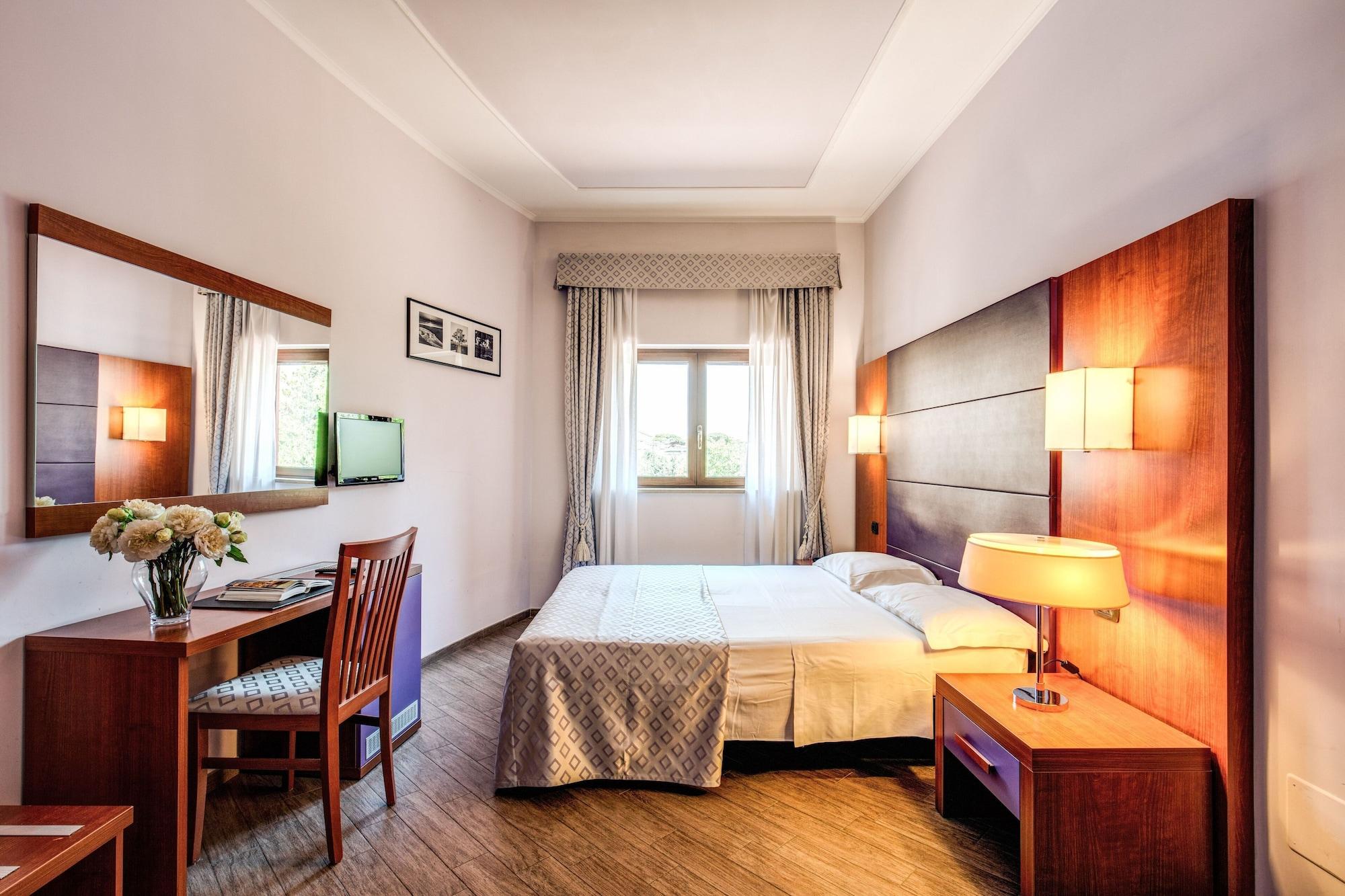 Hotel Roma Tiburtina Metro Екстер'єр фото