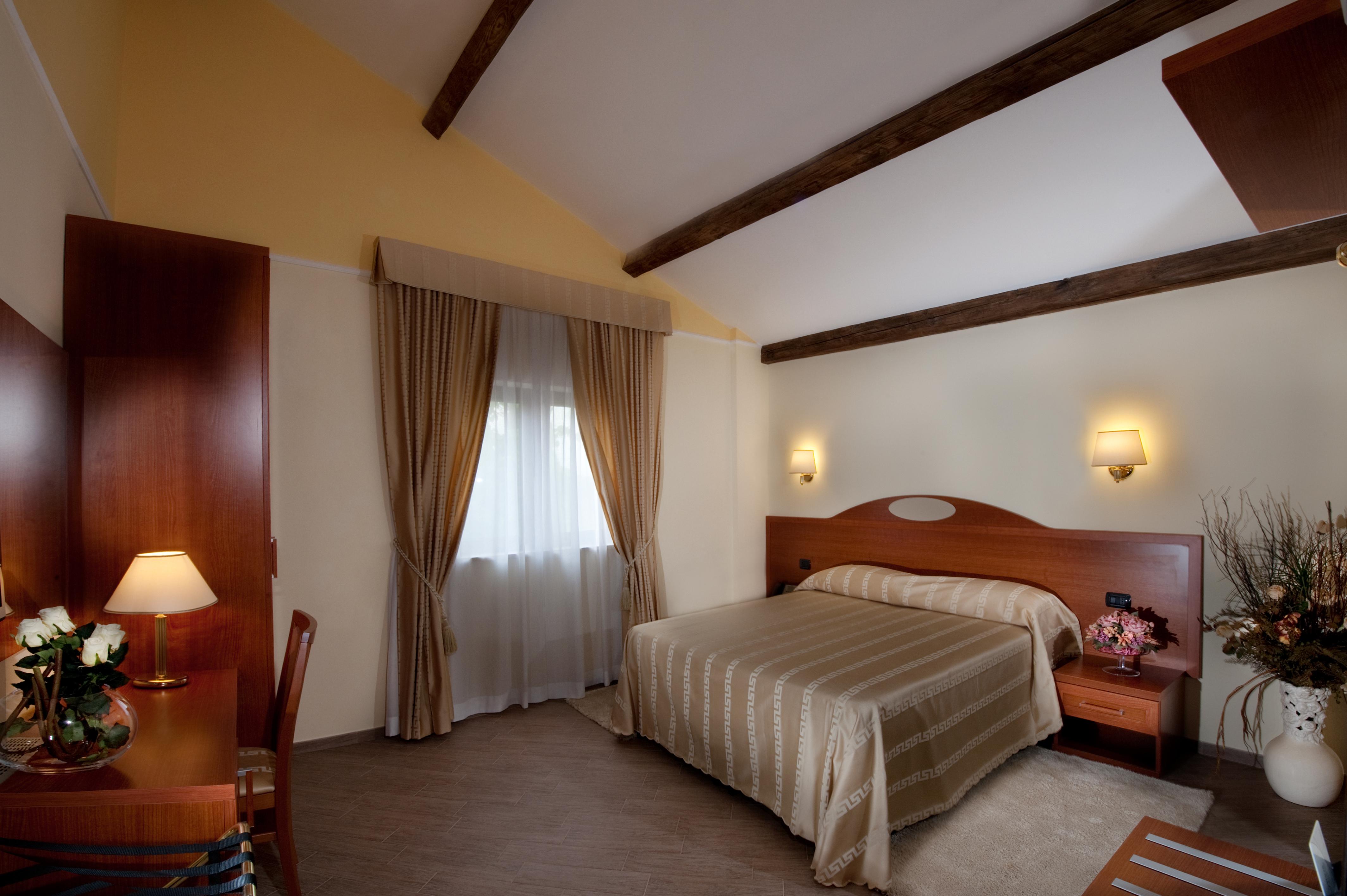 Hotel Roma Tiburtina Metro Екстер'єр фото