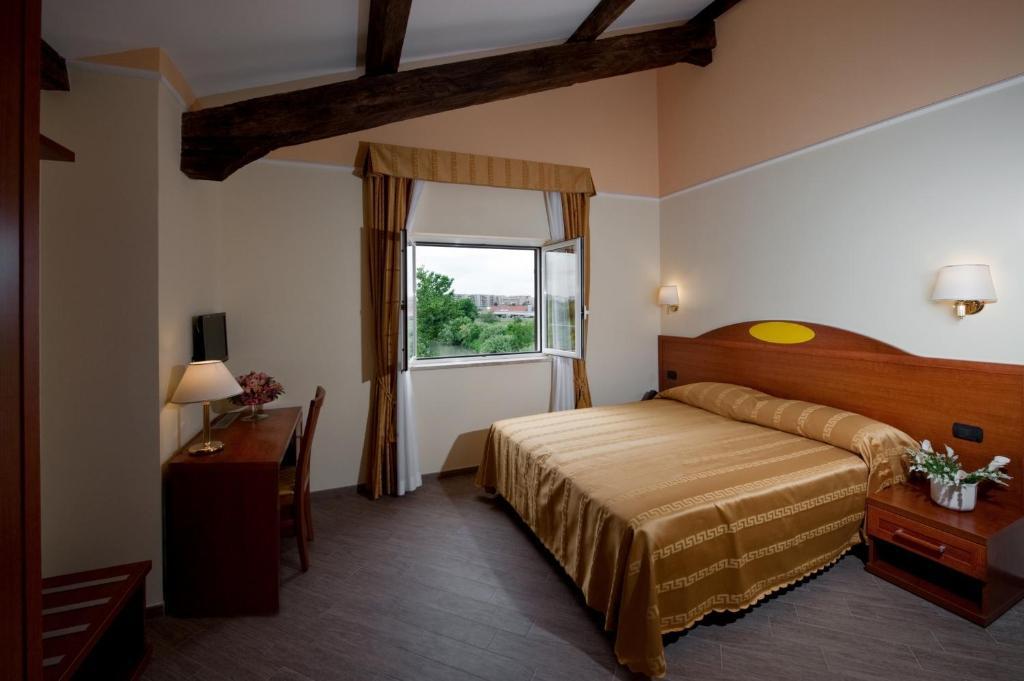 Hotel Roma Tiburtina Metro Екстер'єр фото