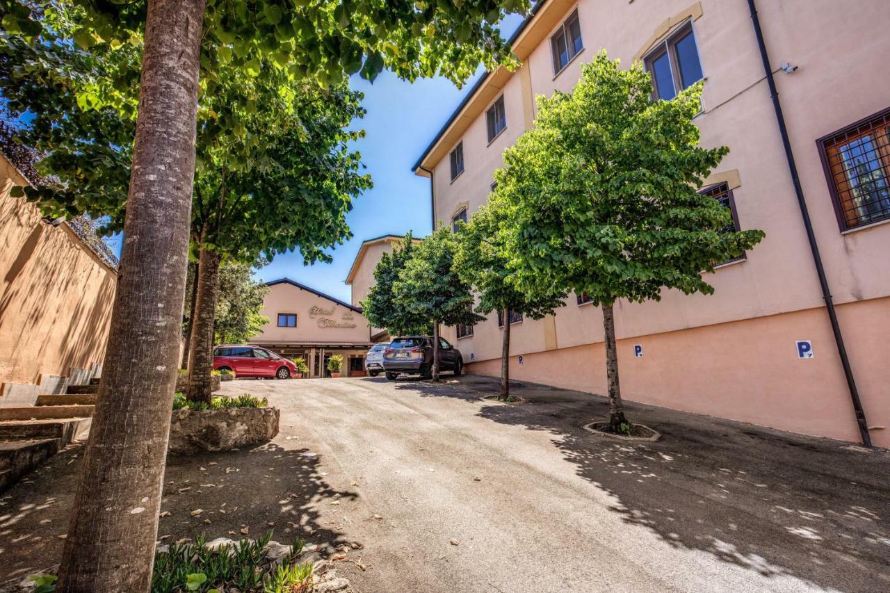 Hotel Roma Tiburtina Metro Екстер'єр фото